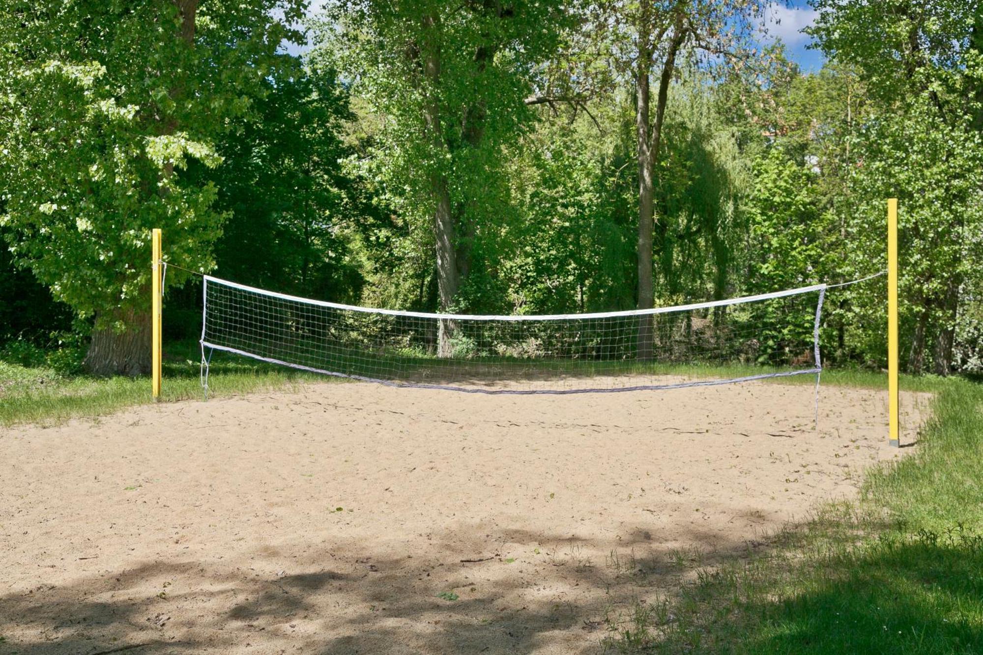 Knaus Campingpark Frickenhausen 프리켄하우젠 암 마인 외부 사진